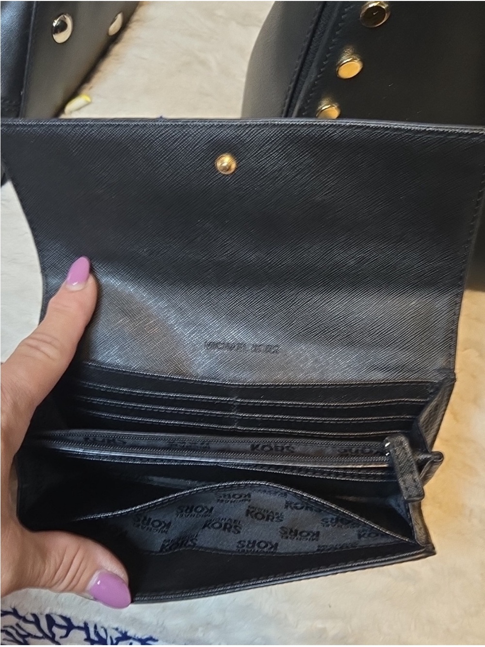 Michael Kors Black Pebbled Leather Satchel with Gold Accents and Matching Wallet - Picture 3 of 12